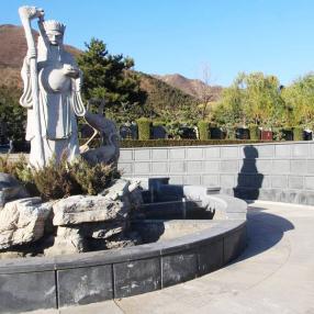 天寿陵园环境图